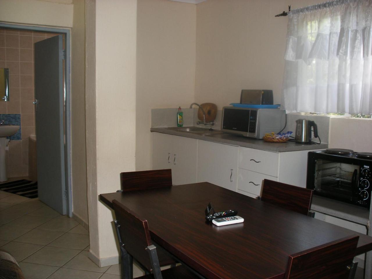 Gloria'S Bed And Breakfast Livingstone Exterior foto
